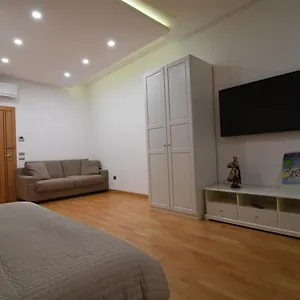 2* Guest house La Strada Parlata